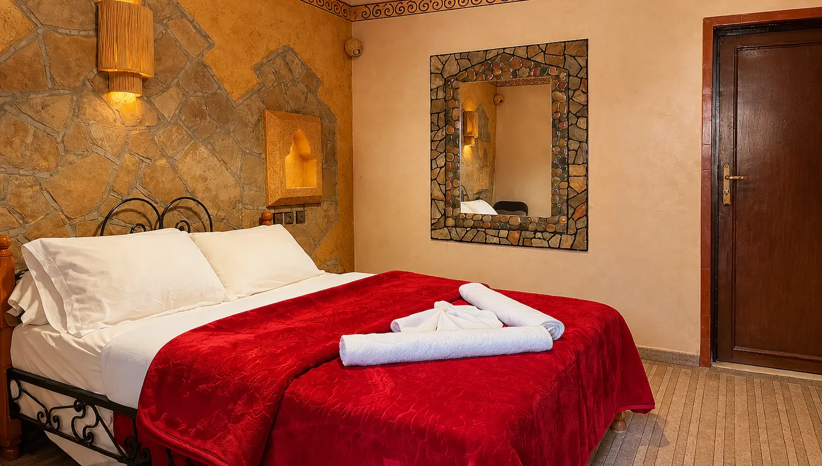 A double bedroom at Kasbah Oued Dades